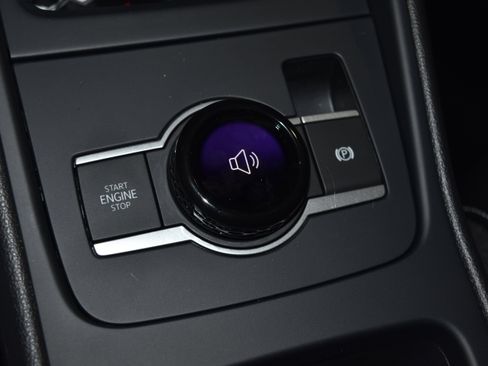 New 2026 Volkswagen Tiguan SE image 11