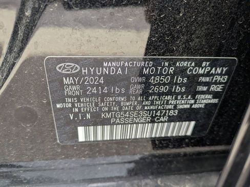 Used 2025 Genesis G70 3.3T Advanced w/ Sport Prestige Package image 28