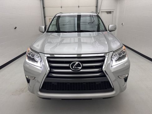 Used 2016 Lexus GX 460 image 8