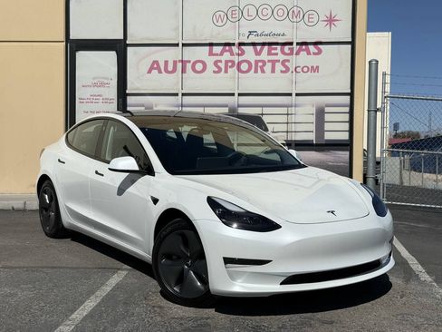 Used 2023 Tesla Model 3 Standard Range RWD image 2