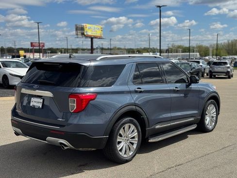 Used 2021 Ford Explorer Limited w/ Equipment Group 301A AWD/4WD image 33