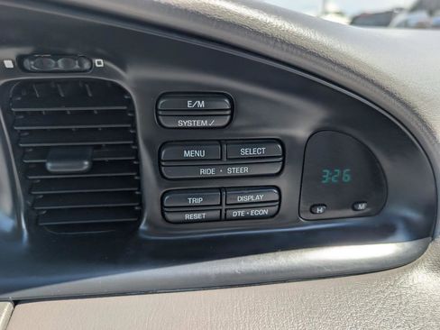 Used 1995 Lincoln Continental FWD image 21