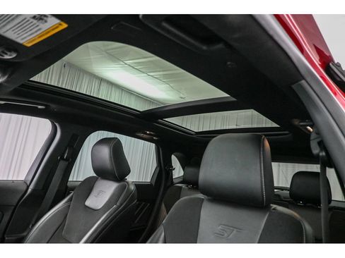 Used 2022 Ford Edge ST w/ Equipment Group 401A AWD/4WD image 13