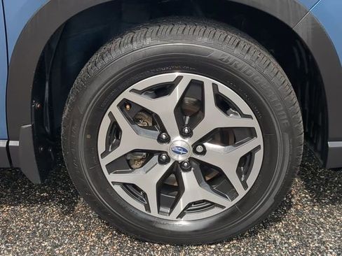 Used 2023 Subaru Forester Premium AWD/4WD image 10