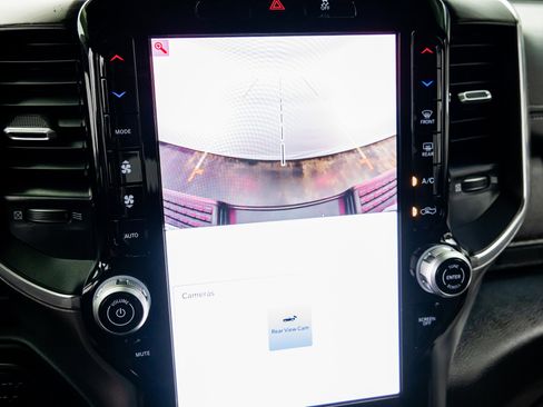 Used 2025 RAM 2500 Laramie image 43