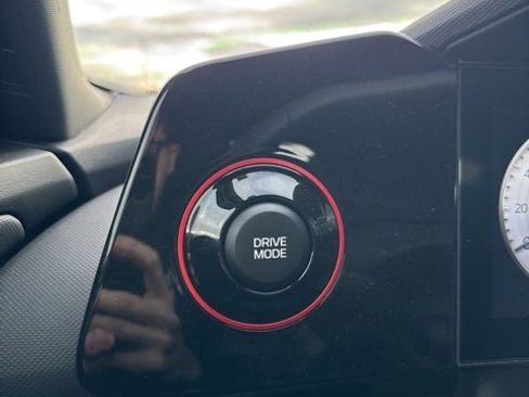 Used 2025 Hyundai Elantra N Line w/ Cargo Package image 17