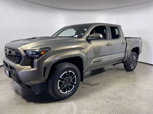 Certified 2024 Toyota Tacoma TRD Sport image 7