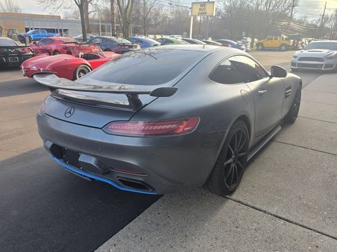 Used 2017 Mercedes-Benz AMG GT Coupe image 5