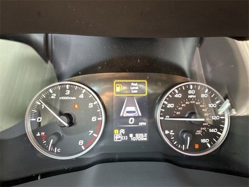 Used 2025 Subaru Crosstrek 2.0i Premium image 15