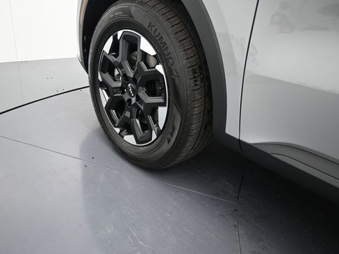 Certified 2026 Kia Sorento S AWD/4WD image 12