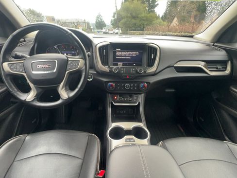 Used 2019 GMC Terrain Denali w/ LPO, 'HIT The Road' Package image 9