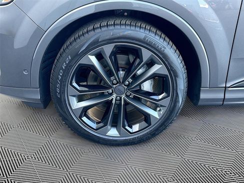 New 2026 Audi Q7 3.0T Premium Plus AWD/4WD image 32