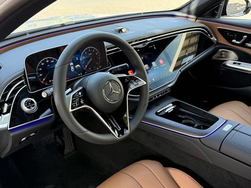 New 2027 Mercedes-Benz E 450 4MATIC Sedan image 21