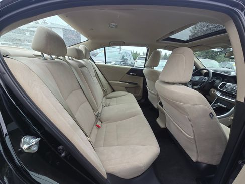 Used 2015 Honda Accord EX image 12