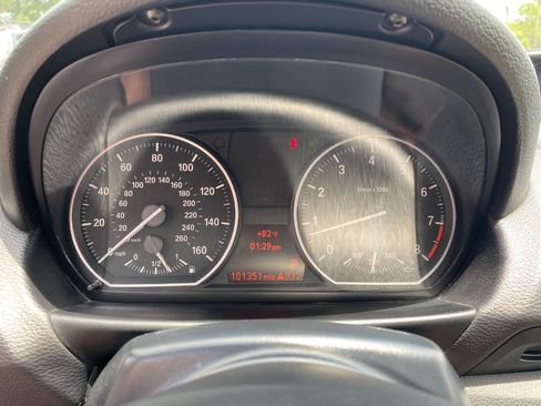 Used 2012 BMW 135i Convertible w/ Premium Pkg RWD image 22