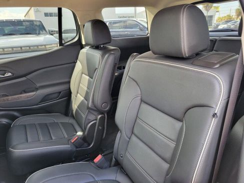 Used 2023 GMC Acadia Denali w/ Denali Ultimate Package image 31