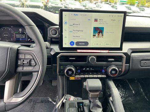 New 2026 Toyota 4Runner Limited image 14