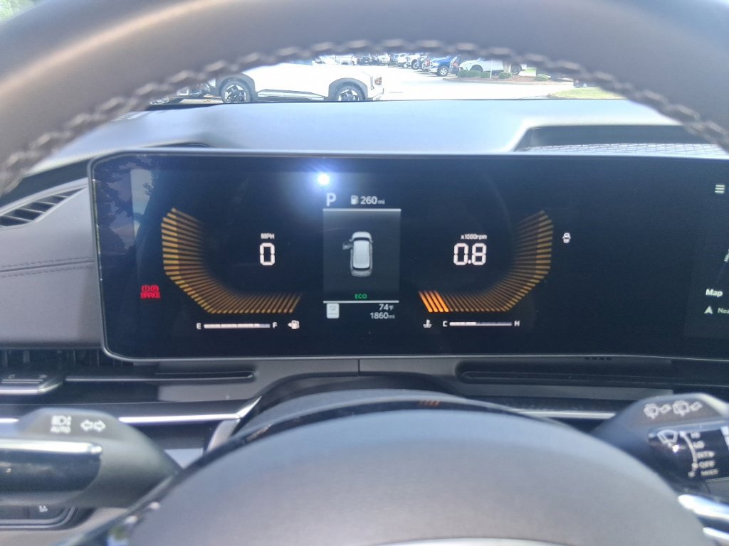 Certified 2026 Kia Carnival FWD image 11