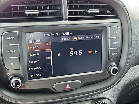 Used 2022 Kia Soul LX w/ Technology Package FWD image 16