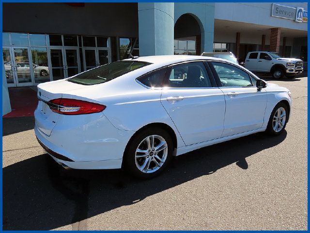 Used 2018 Ford Fusion SE w/ Fusion SE Technology Package FWD image 7