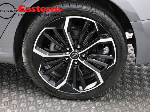 Used 2023 Nissan Altima 2.5 SR AWD/4WD image 32