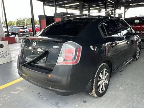 Used 2012 Nissan Sentra 2.0 SR w/ Special Edition Pkg FWD image 4
