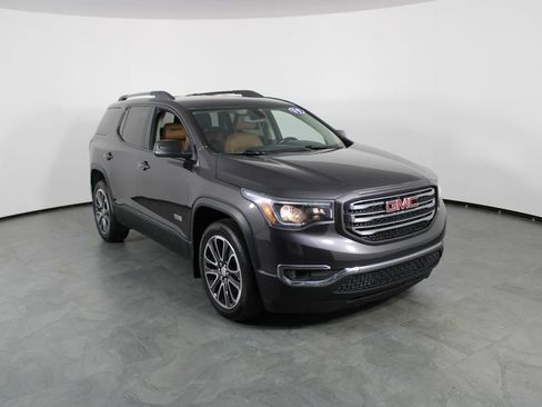 Used 2019 GMC Acadia SLT AWD/4WD image 4