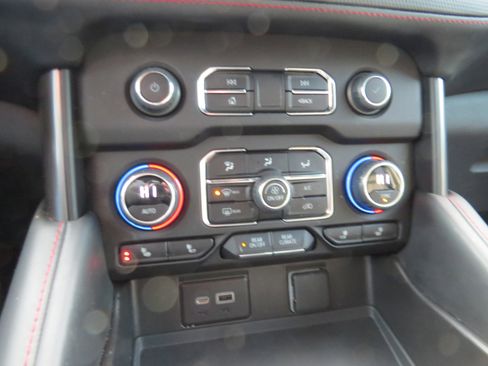 Used 2023 Chevrolet Tahoe RST image 25