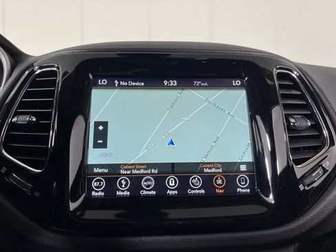 Used 2018 Jeep Compass Limited w/ Navigation Group AWD/4WD image 27
