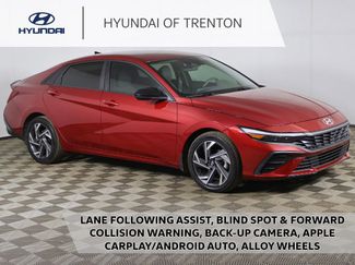 Used 2025 Hyundai Elantra Sport FWD video 1