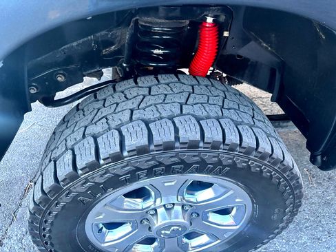 Used 2017 RAM 2500 Tradesman w/ Chrome Appearance Group image 7