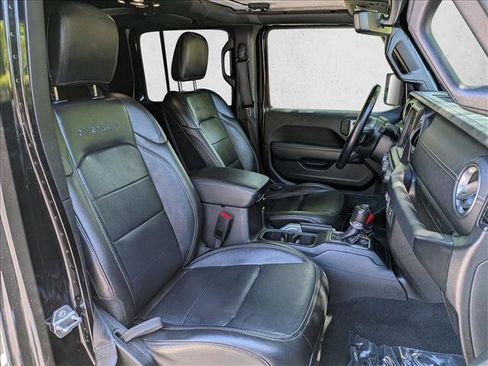 Used 2021 Jeep Gladiator Overland w/ Popular Equipment Package AWD/4WD image 21