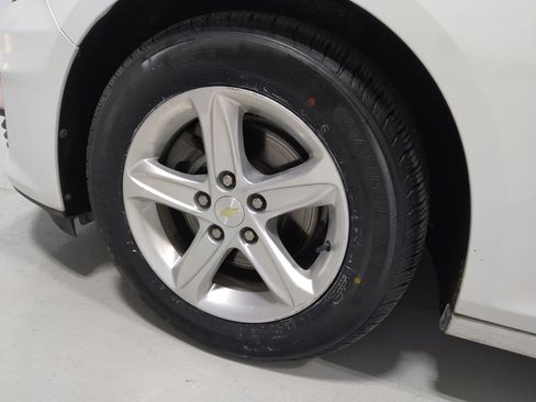 Used 2019 Chevrolet Malibu LS w/ Driver Confidence Package II FWD image 31