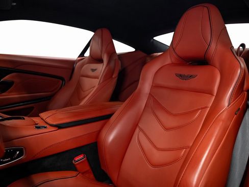 Used 2019 Aston Martin DBS Superleggera image 35