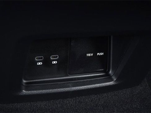 New 2026 Volkswagen Atlas Cross Sport SE image 24