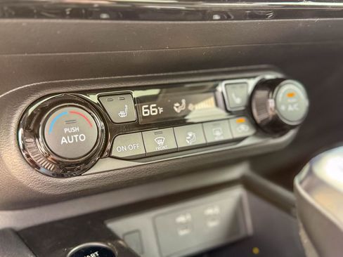 New 2026 Nissan Kicks SV w/ SV Premium Package FWD image 33