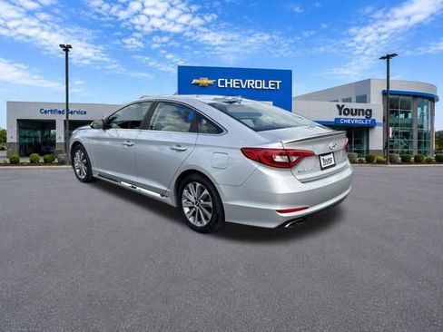 Used 2017 Hyundai Sonata Sport w/ Cargo Package FWD image 6