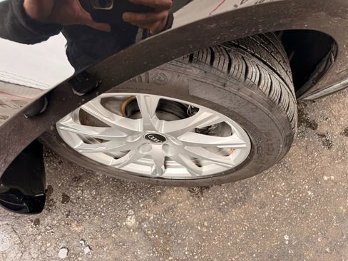 Used 2021 Audi A4 2.0T Premium w/ Convenience Package image 42