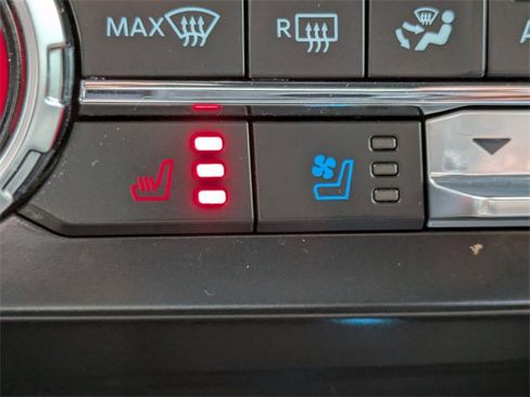 Certified 2022 Ford F450 Lariat w/ Lariat Ultimate Package image 23