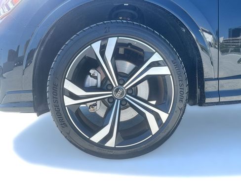 Certified 2023 Audi Q3 2.0T Premium Plus w/ Premium Plus Package image 12