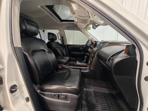 Used 2019 Nissan Armada Platinum AWD/4WD image 31