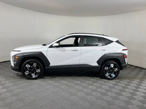 Used 2025 Hyundai Kona SEL AWD/4WD image 2
