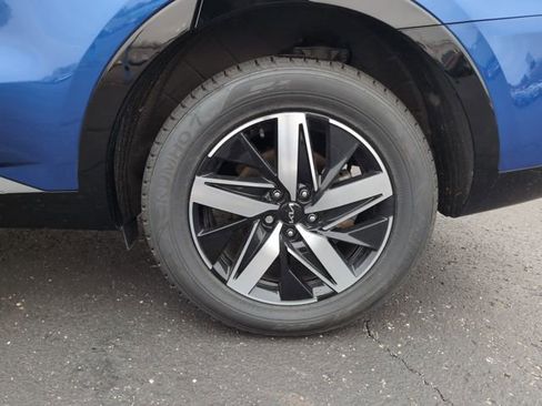 Used 2022 Kia Sorento S w/ Panoramic Sunroof Package image 24