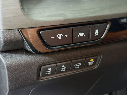 Used 2022 Kia Carnival SX image 19