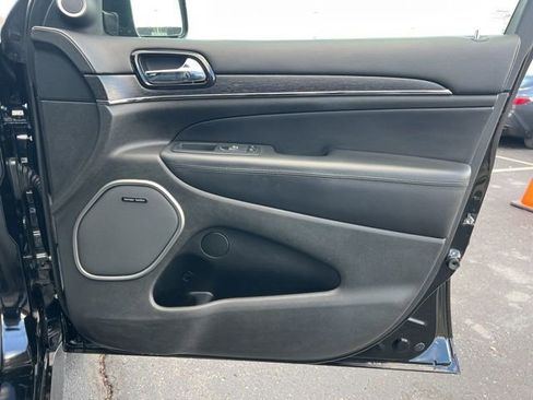 Used 2020 Jeep Grand Cherokee High Altitude image 33