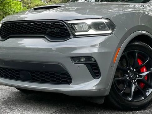 Used 2022 Dodge Durango SRT w/ Technology Group AWD/4WD image 3