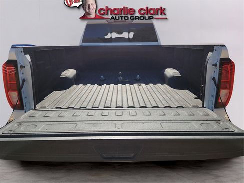 Used 2025 GMC Sierra 3500 SLE w/ SLE Value Package image 12