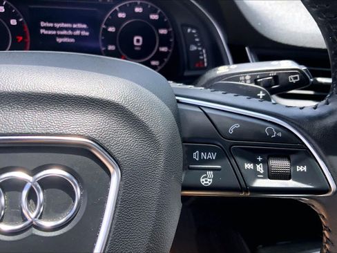 Used 2018 Audi Q7 3.0T Prestige AWD/4WD image 25
