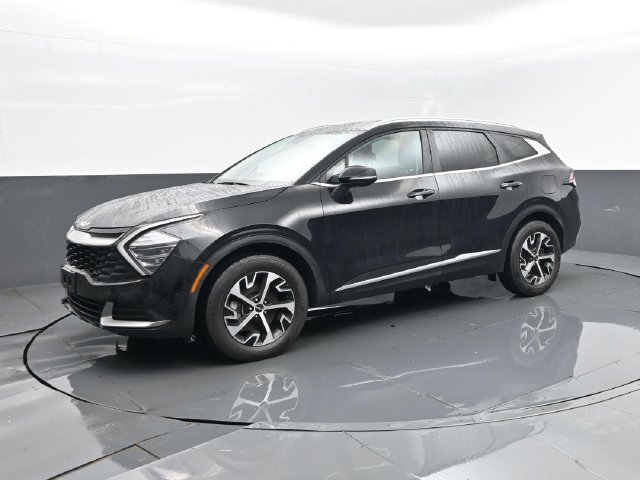Used 2024 Kia Sportage EX AWD/4WD image 1