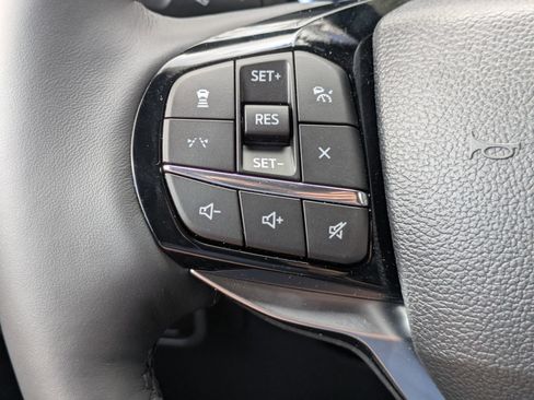 New 2026 Ford Explorer Platinum image 16